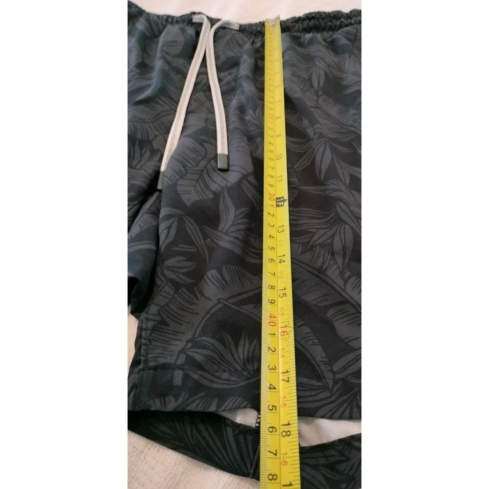 Faherty Shorelite Trunk Mountain Black Leaf Swim Shorts XL